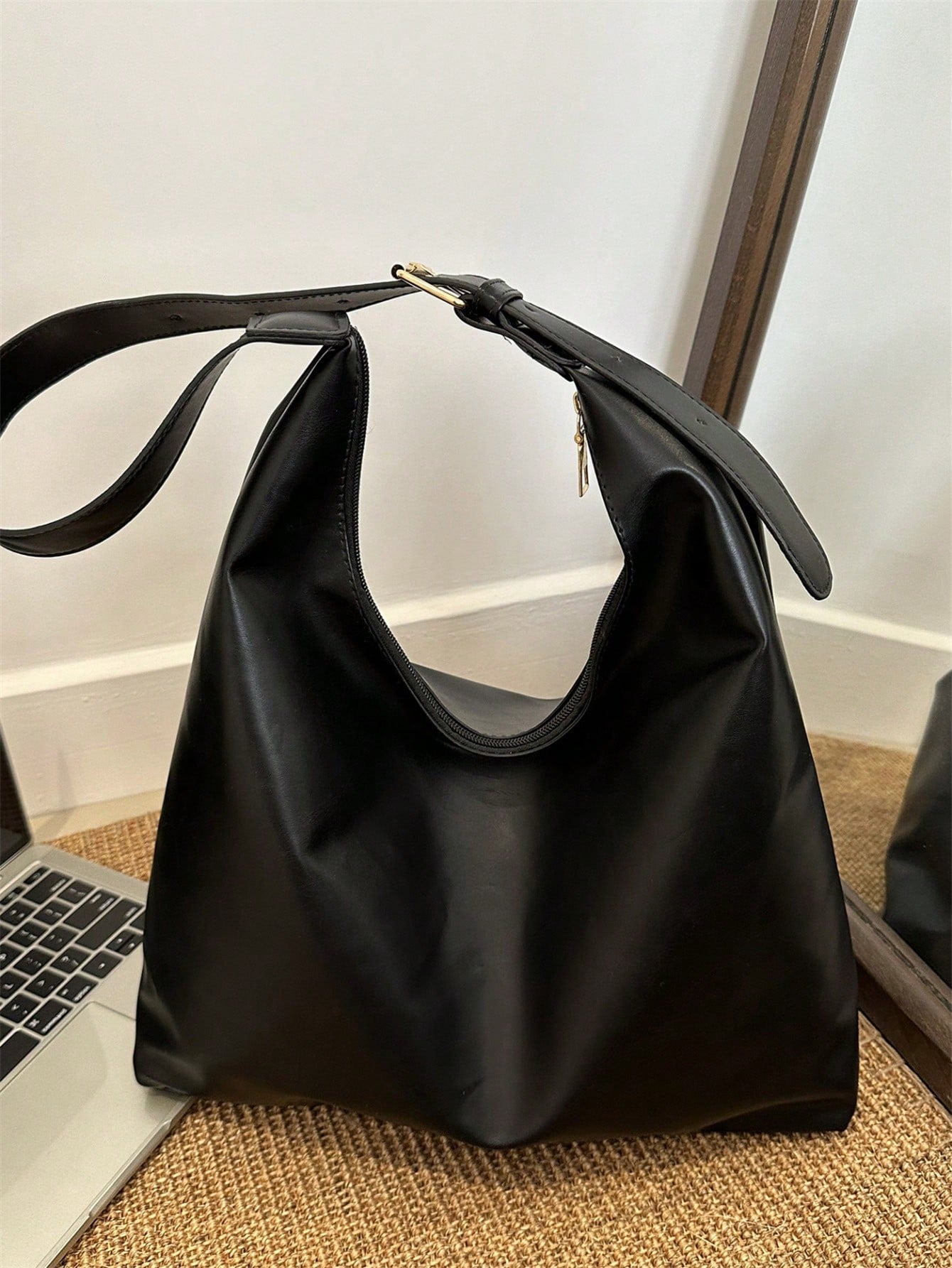 Large Capacity Shoulder Tote Bag For Women, Fashion Design & High-Quality Material