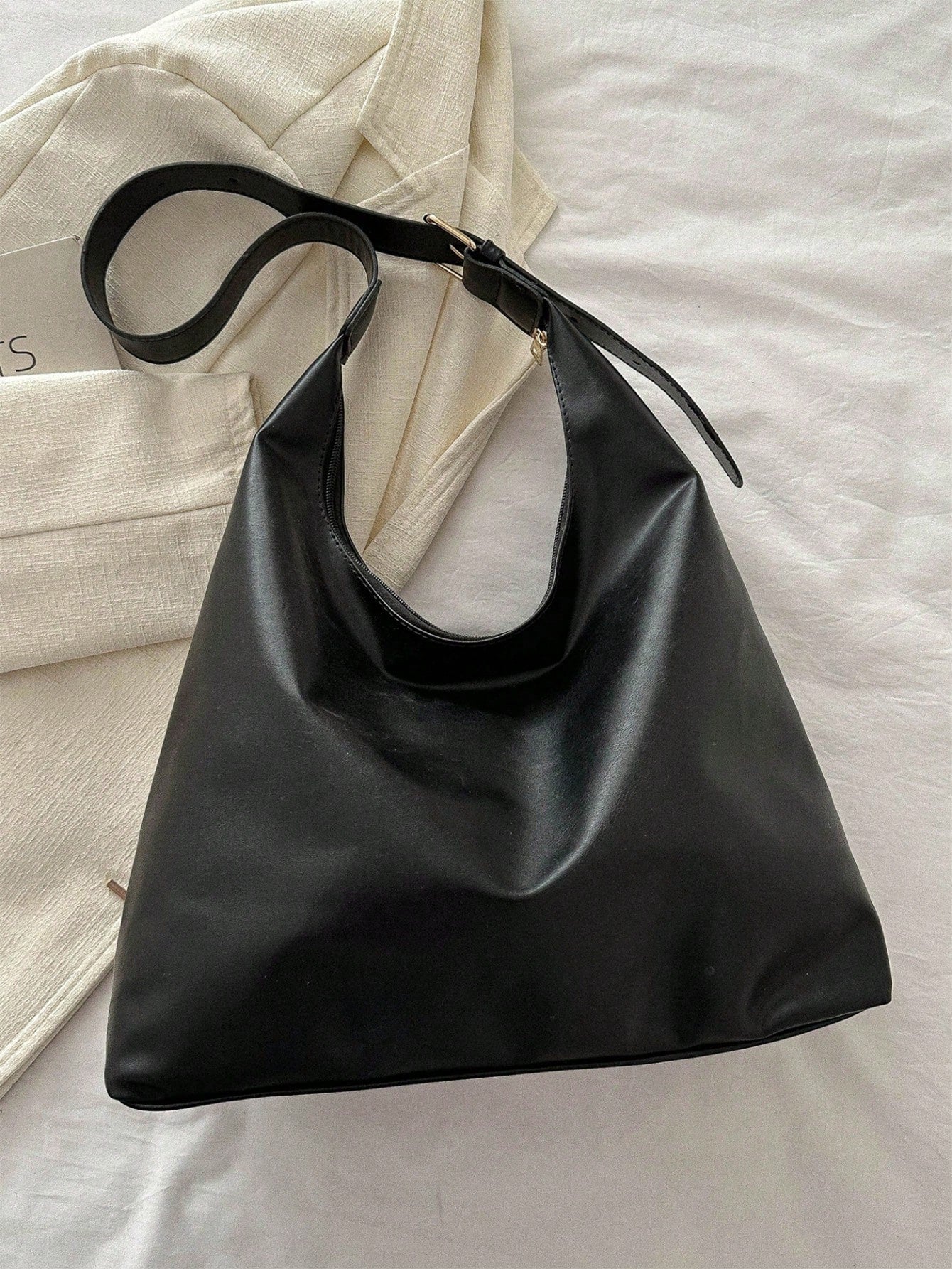 Large Capacity Shoulder Tote Bag For Women, Fashion Design & High-Quality Material
