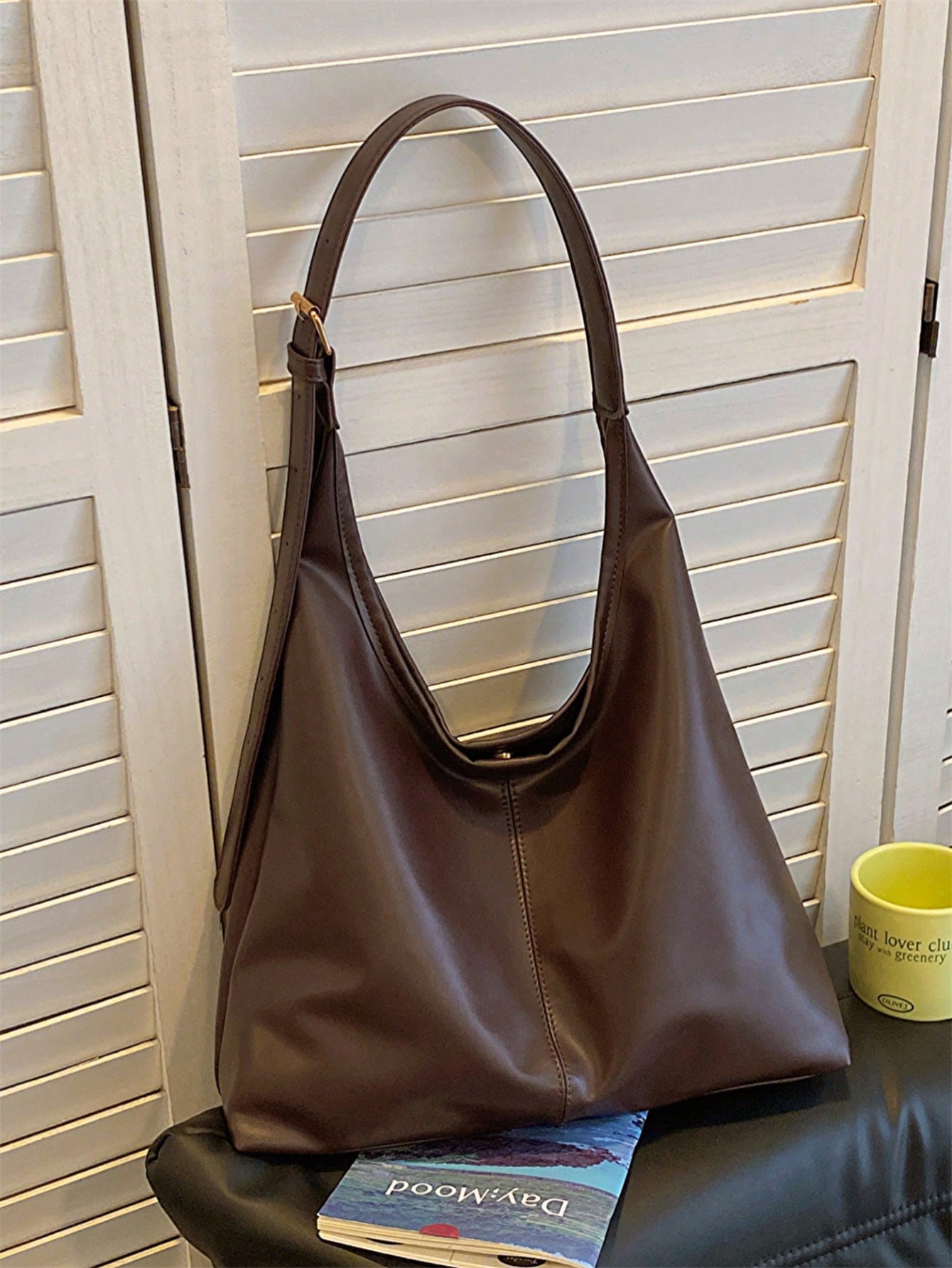 Large Capacity Shoulder Tote Bag For Women, Fashion Design & High-Quality Material