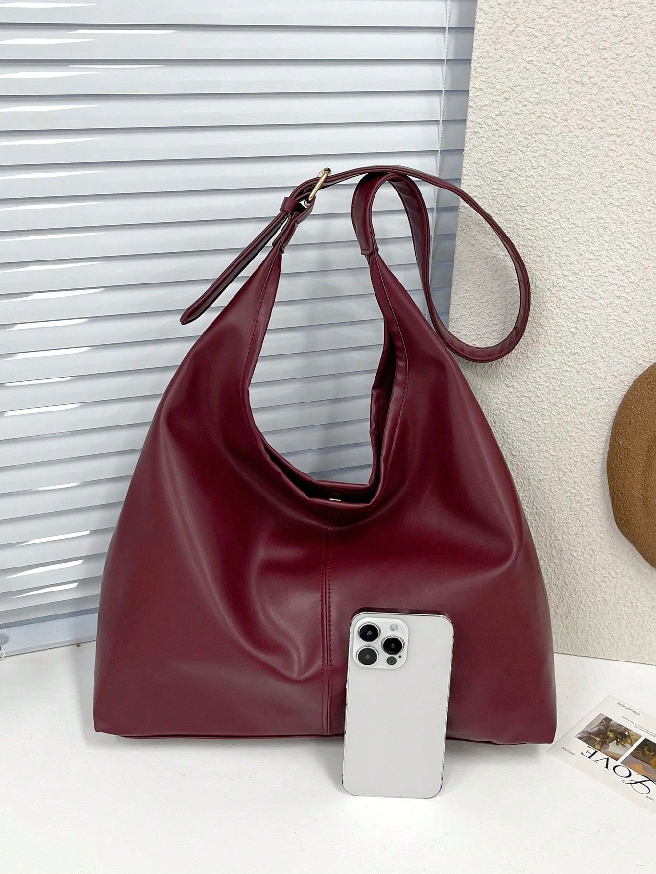 Fashionable Oversized Women's Shoulder Bag, New Design Tote Bag, Popular This Year