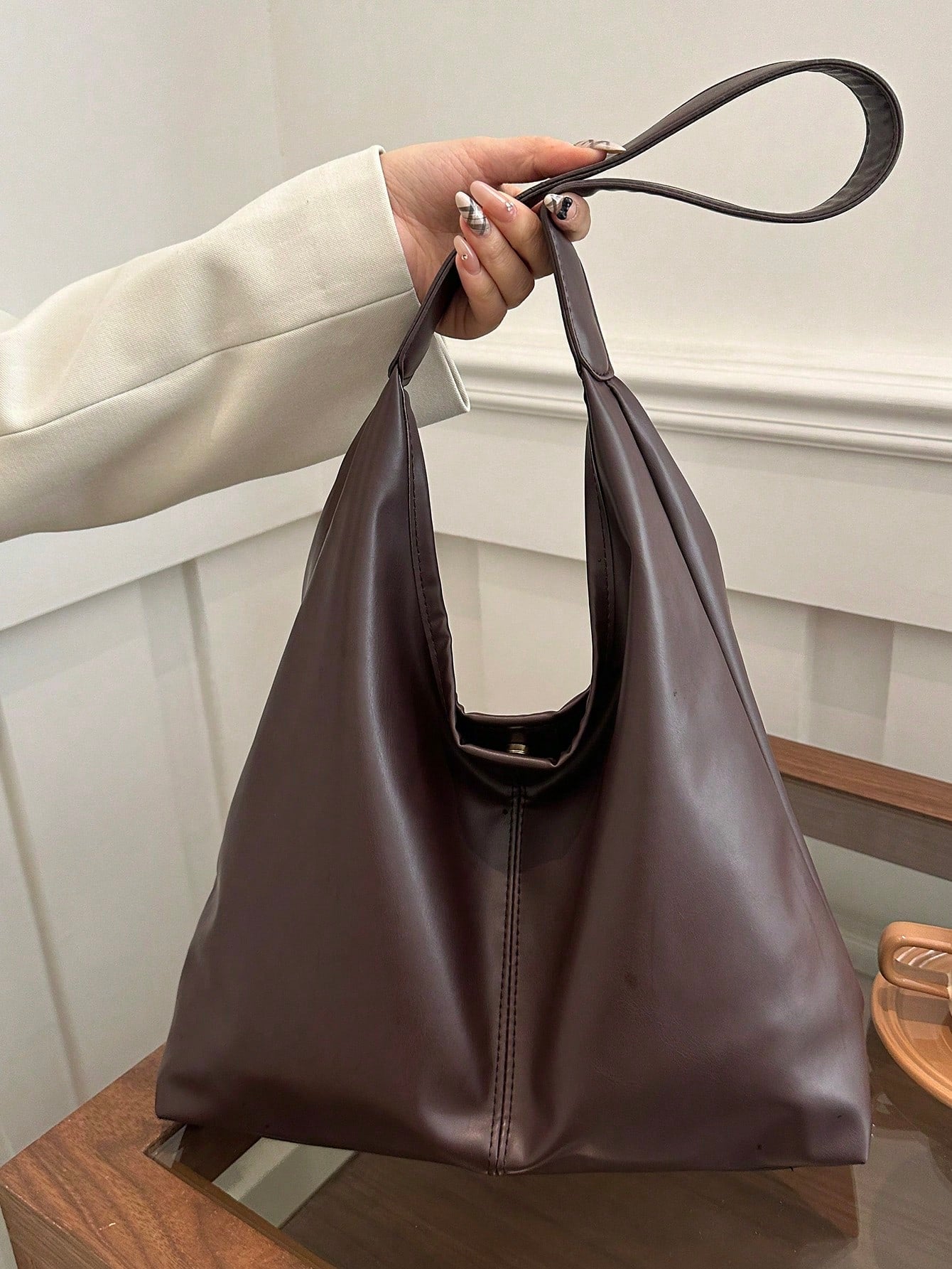 Large Capacity Shoulder Tote Bag For Women, Fashion Design & High-Quality Material